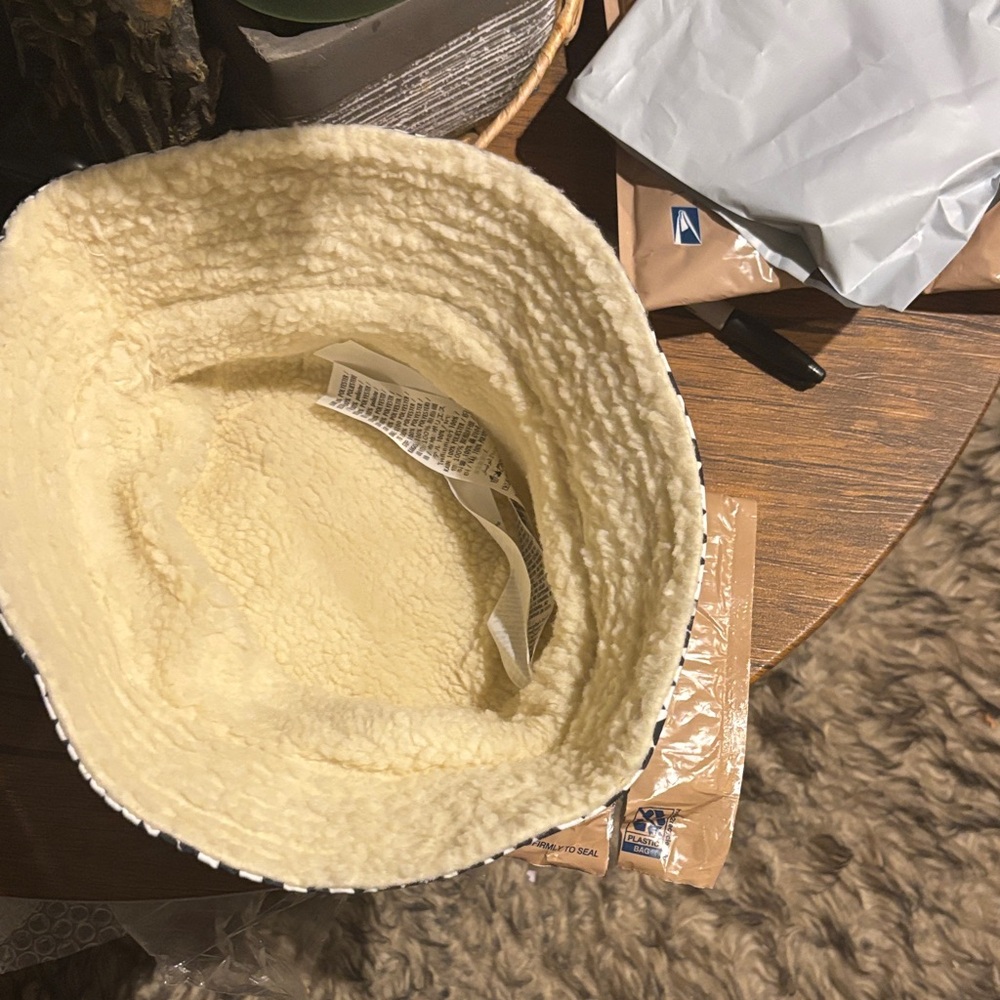 NWT Disney Buckle Hat - Picture 2 of 5